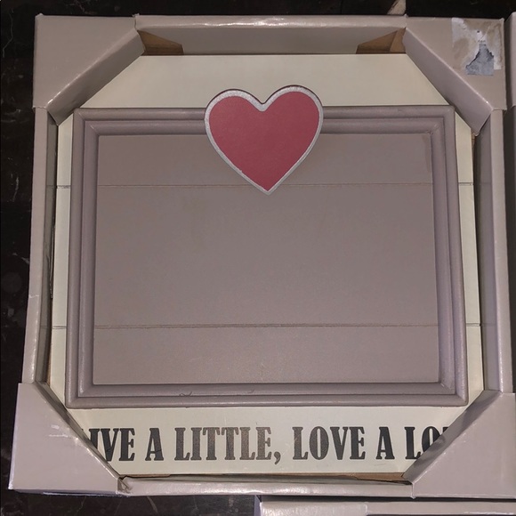 3 clip on photo frames - Picture 2 of 5